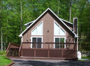 110 Tuckermans Ravine, Tafton, PA 18464