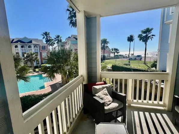 7000 Seawall Blvd APT 524, Galveston, TX 77551