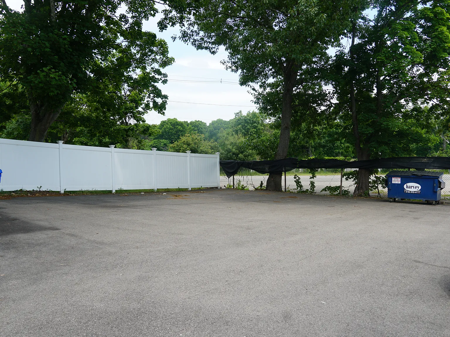 3 bed, 950 sqft, $2,000 — Photo 4