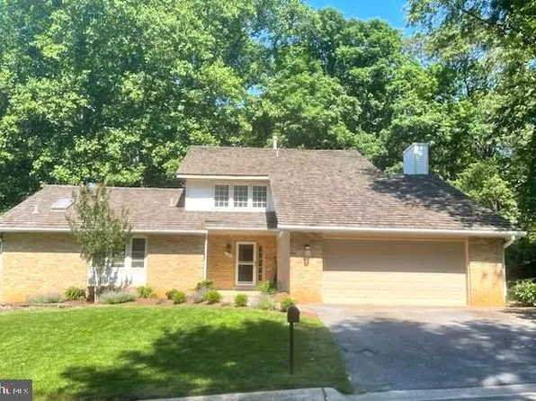 14 Flints Grove Dr, Gaithersburg, MD 20878