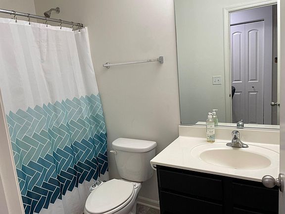 3rd image of 1416 Lakeridge Ct