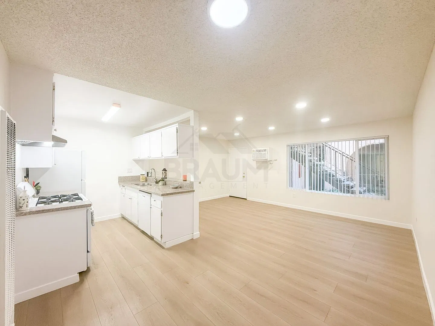 5461 KESTER — Photo 4