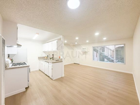 4th image of 5461 Kester Ave APT 103