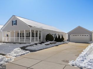 46 Paul Revere Ct, Millville, NJ 08332