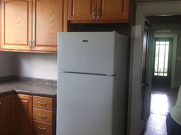 2nd image of 1805 Avery St