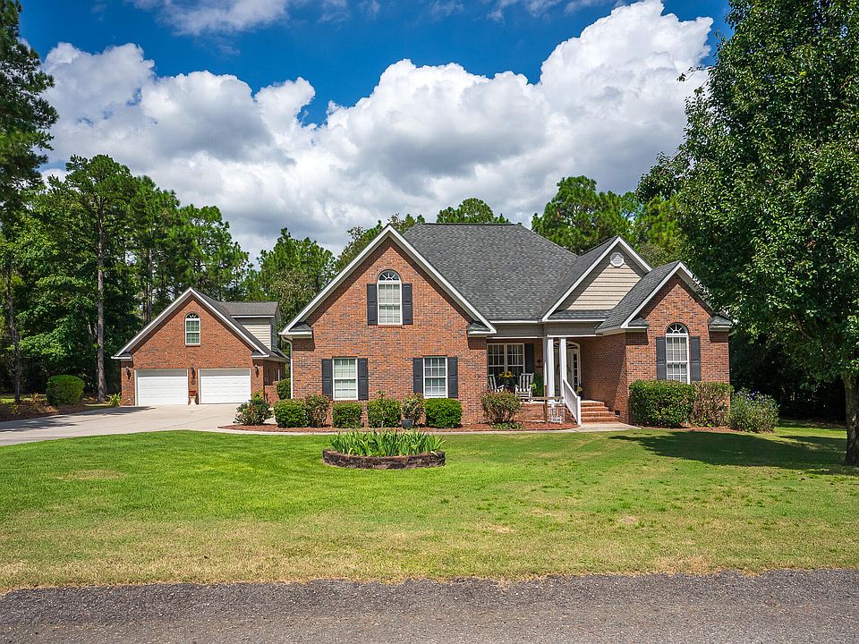 1st image of 228 Saddlebrook Trl