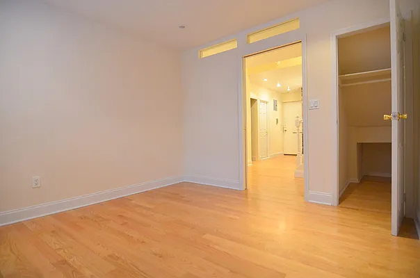 Rented by MNS | media 16