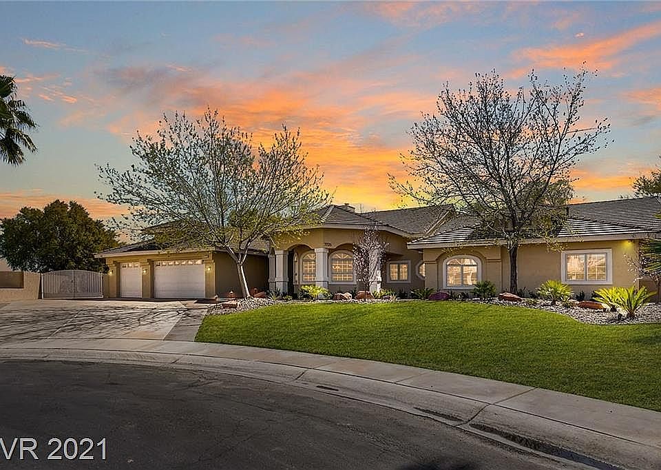 1st image of 7725 Willow Cove Cir