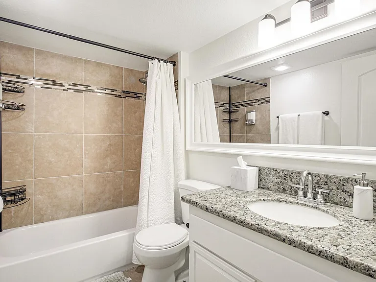 8118 Camino Tranquilo — Photo 24