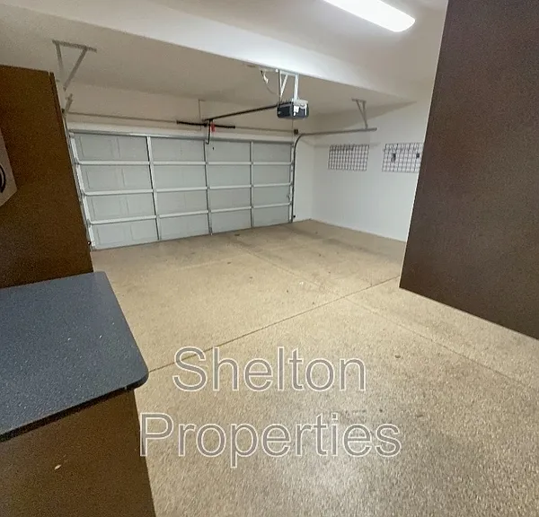 20877 W Court St — Photo 18