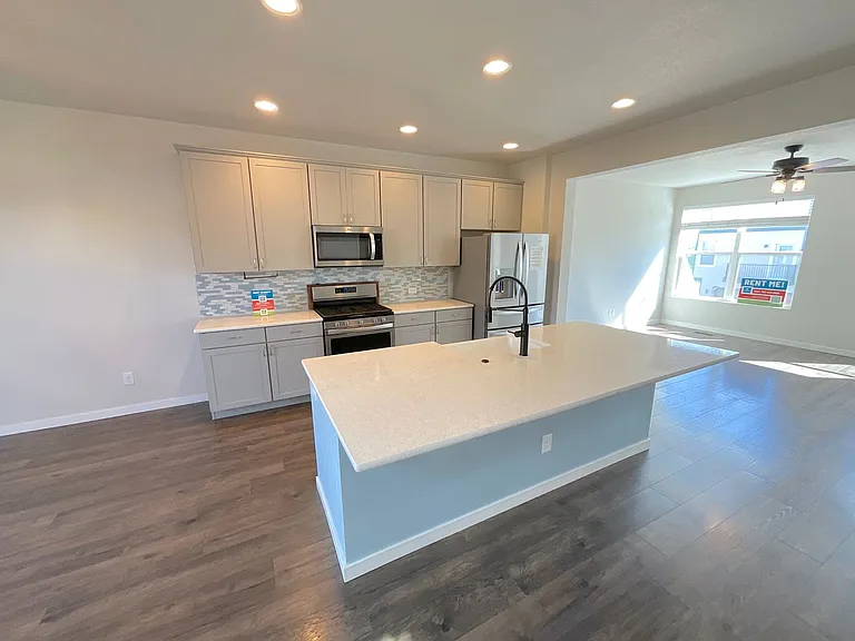 7227 Berrybrook Ln — Photo 8