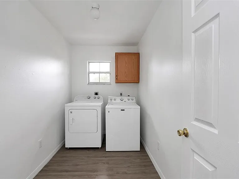 10648 SW 38th Ave — Photo 13