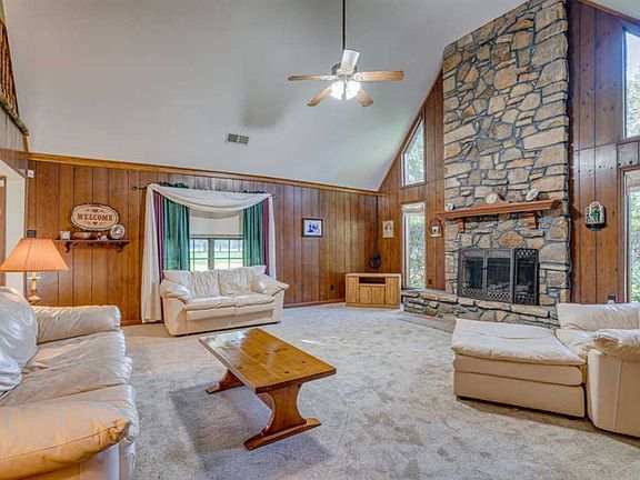 3rd image of 6007 Broad Meadows Dr