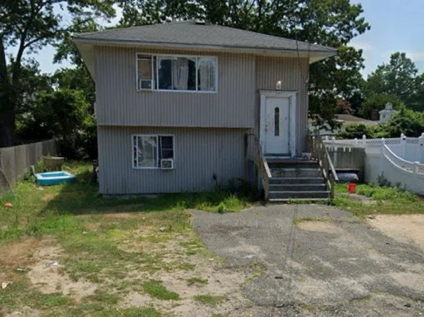 46 Sherwood Drive, Mastic Beach, NY 11951