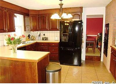 4th image of 7408 Eastgate Cir