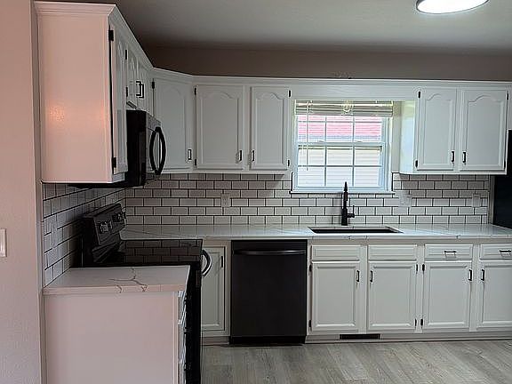 5th image of 5380 W Josh St