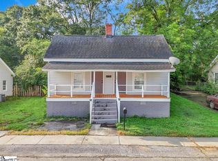 109 2nd St, Fountain Inn, SC 29644