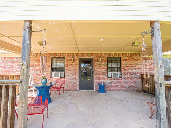 3rd image of 103 Cedar Creek Dr