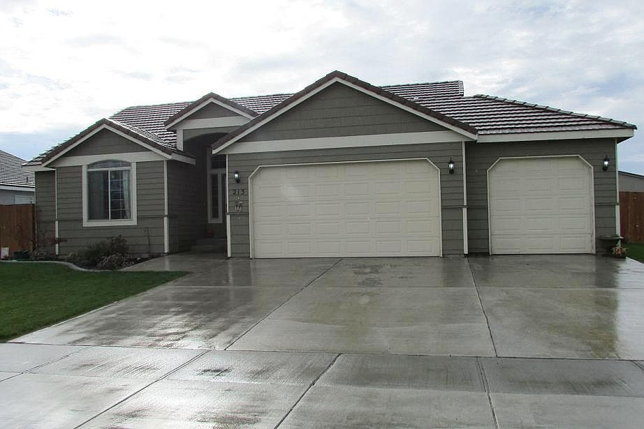 1st image of 213 E Inglewood Dr