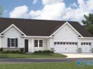 152 Jude Ln, Hazel Green, AL 35750