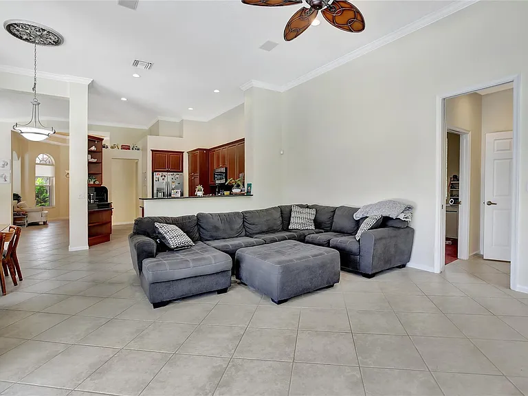 4070 Sanderling Ln — Photo 17