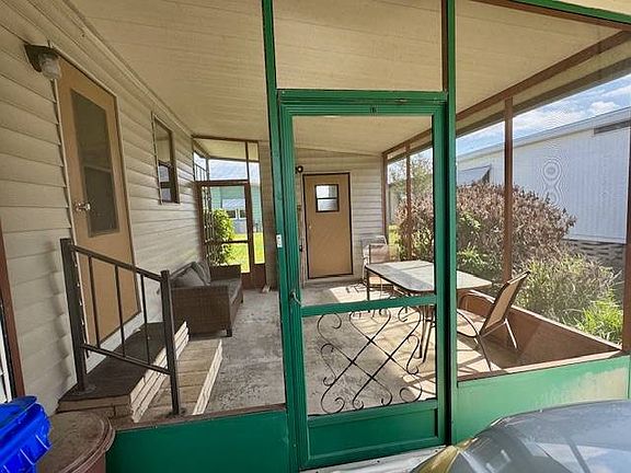 3rd image of 2425 Harden Blvd Lot 198