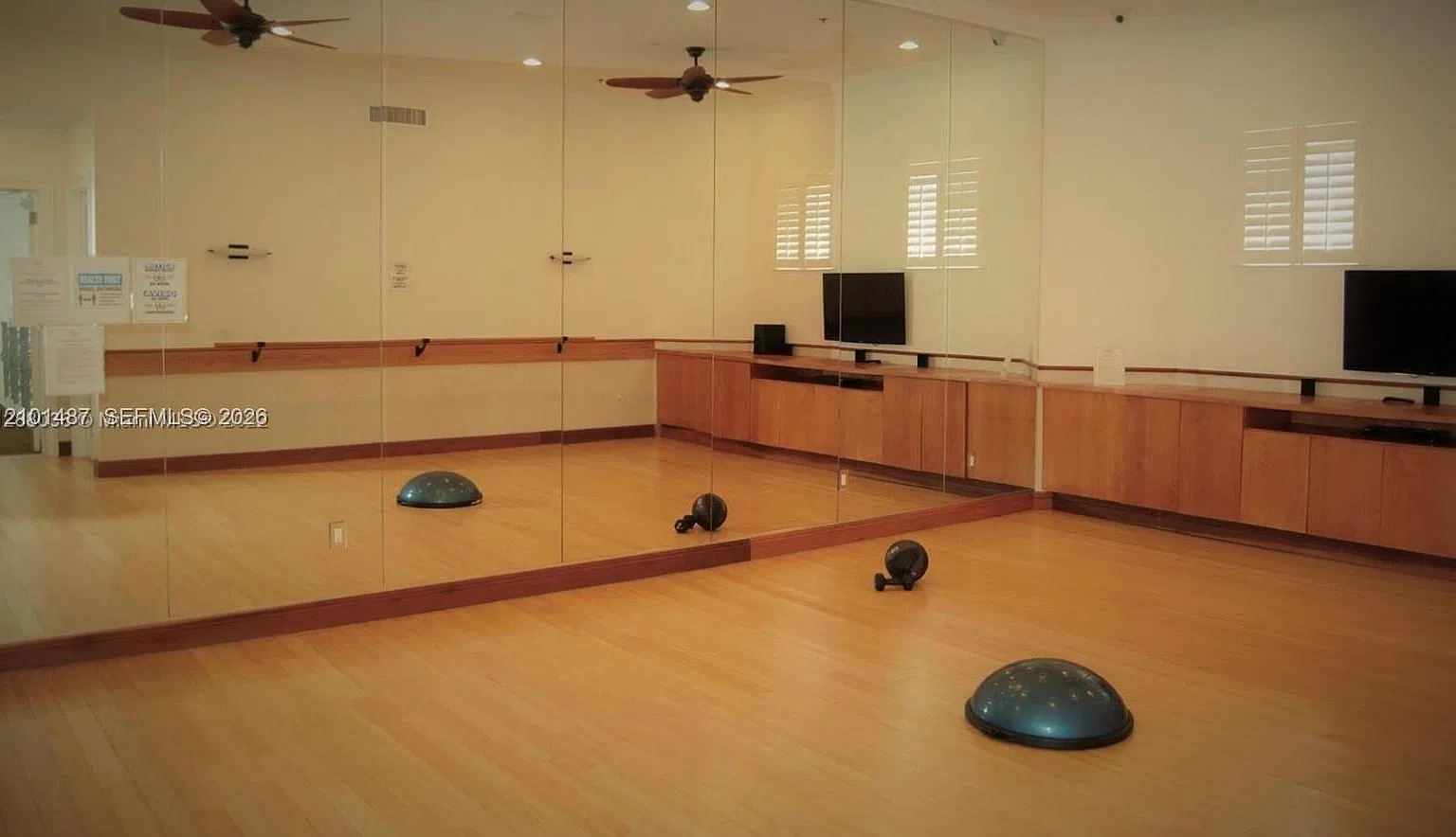 Village By The Bay Condo — Photo 3