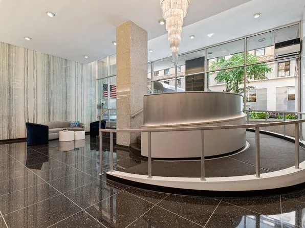 139 East 33rd Street image 12 of 12