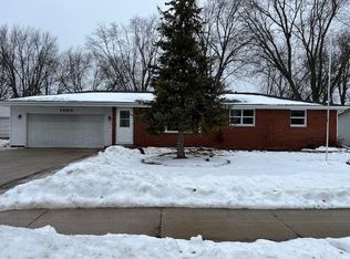 1360 Cormier Rd, Green Bay, WI 54313