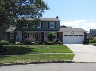 5175 Garden Path, Hamburg, NY 14075