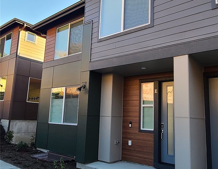 1st image of 13208 NE 127th Court #E