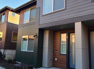 13208 NE 127th Ct UNIT E, Kirkland, WA 98034