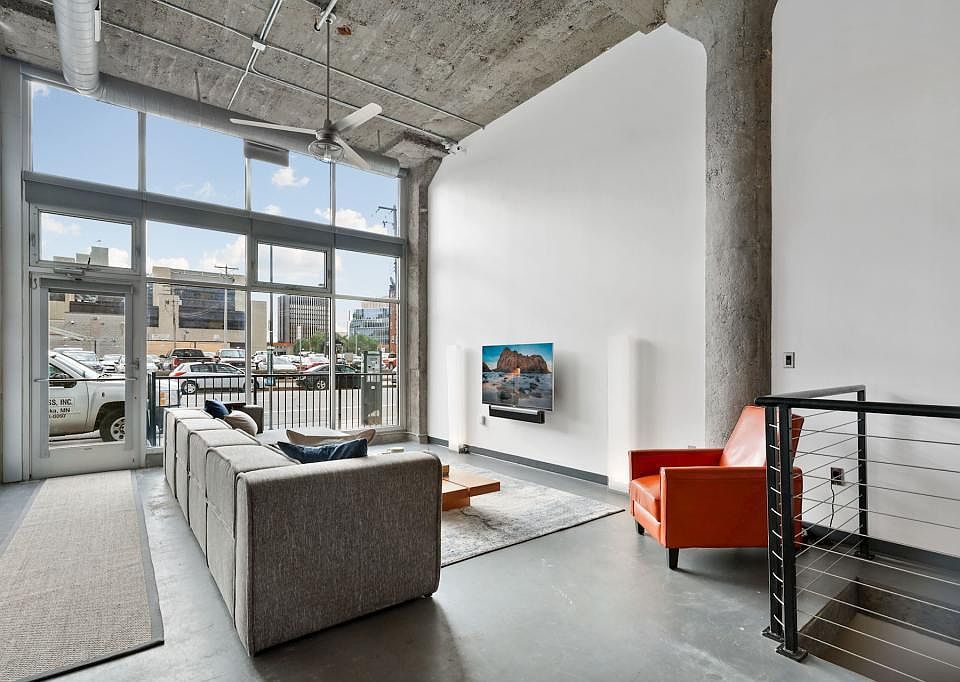 1st image of 521 S 7th St Unit 122