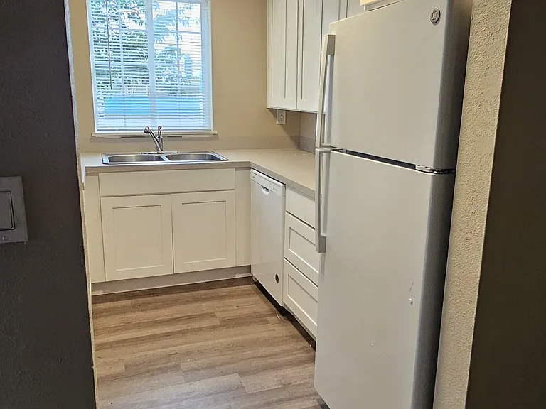611 W Casino Rd #3A — Photo 8