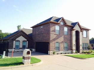 3809 Park Manor Ct, Arlington, TX 76017