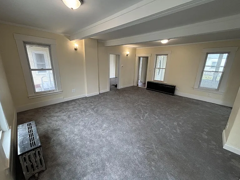 61 Chestnut St #A — Photo 8
