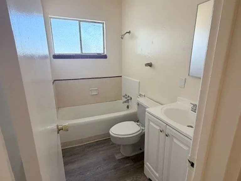 1414 Eureka St — Photo 10