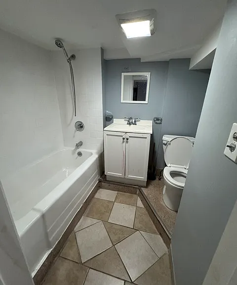 7001 Railway Ave #C — Photo 6
