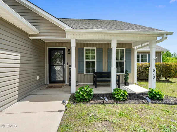 510 N Dyson Street, Holly Ridge, NC 28445