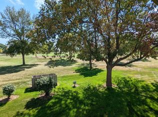 1900 4th Ave SW APT 214, Spencer, IA 51301