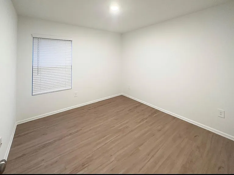 2802 Via Augusta Dr — Photo 12
