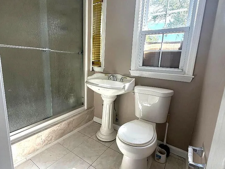 434 Plainfield Rd — Photo 27