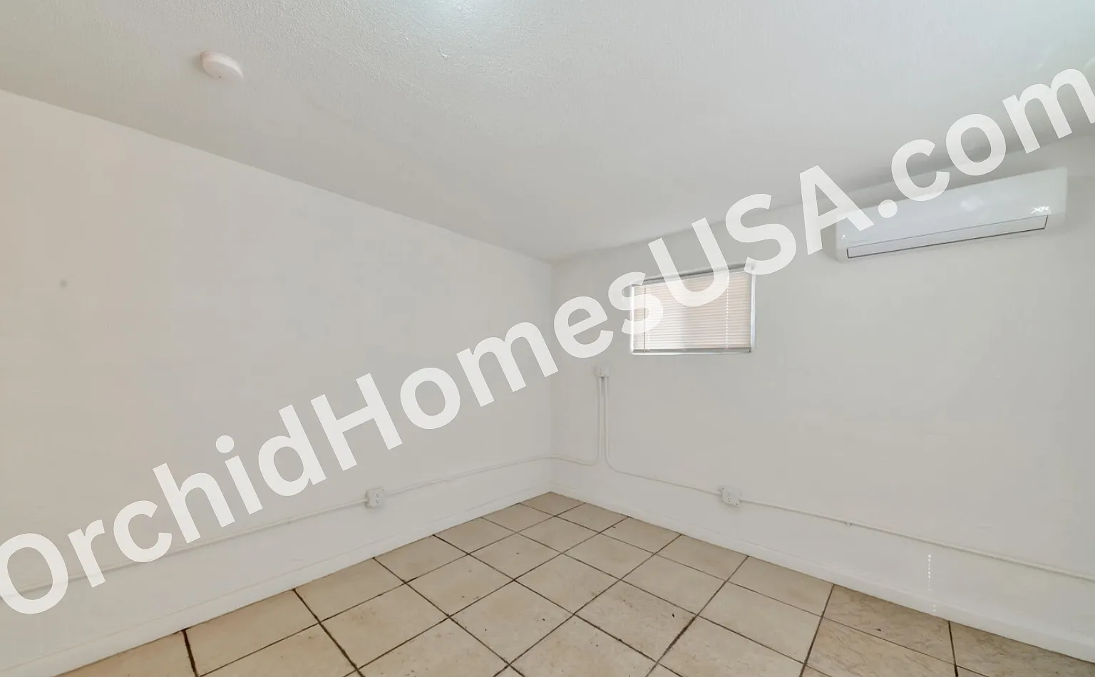 909 South 35th Avenue - Unit 3 — Photo 3