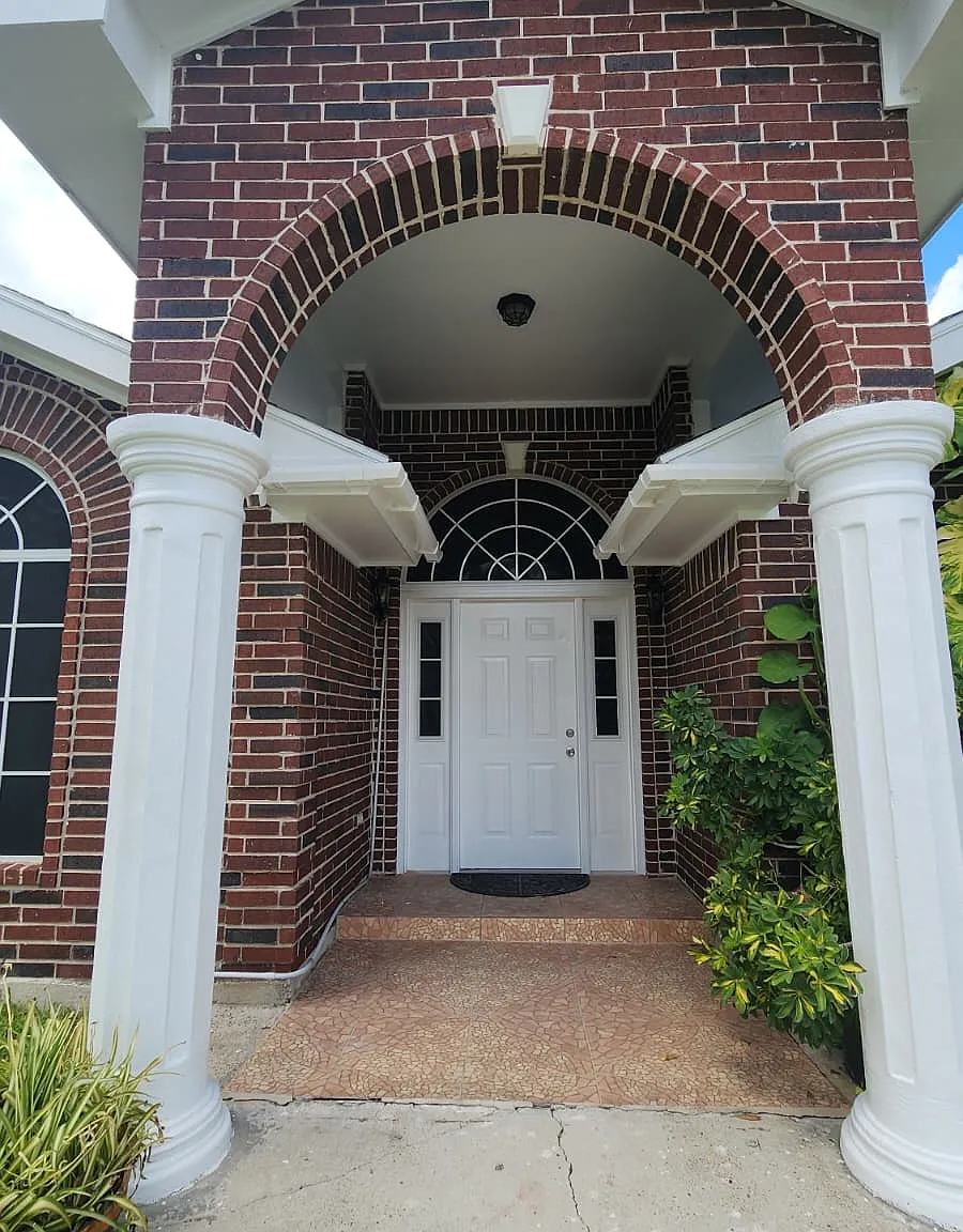 3 bed, 2.5 bath, 1311 sqft, $1,400 — Photo 2