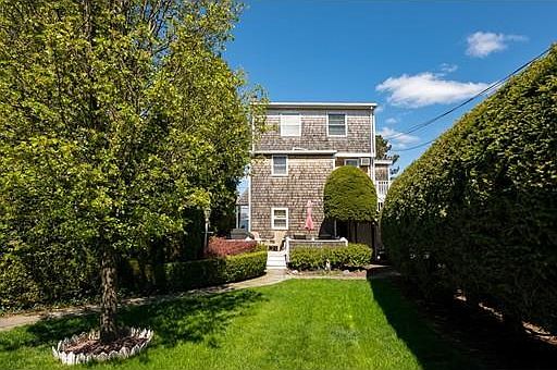3rd image of 35 Dorchester St