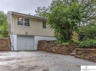 7777 Highland St, Ralston, NE 68127