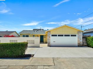 13937 Samoa Rd, San Leandro, CA 94577