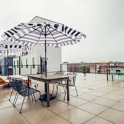 Rented by Nooklyn NYC LLC | media 104