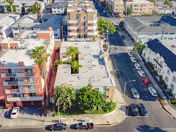 5th image of 686 S Saint Andrews Pl