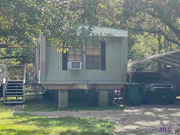 4th image of 13000 Deer St